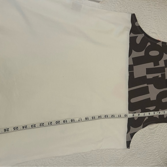 New Nike women’s top - Picture 6 of 10